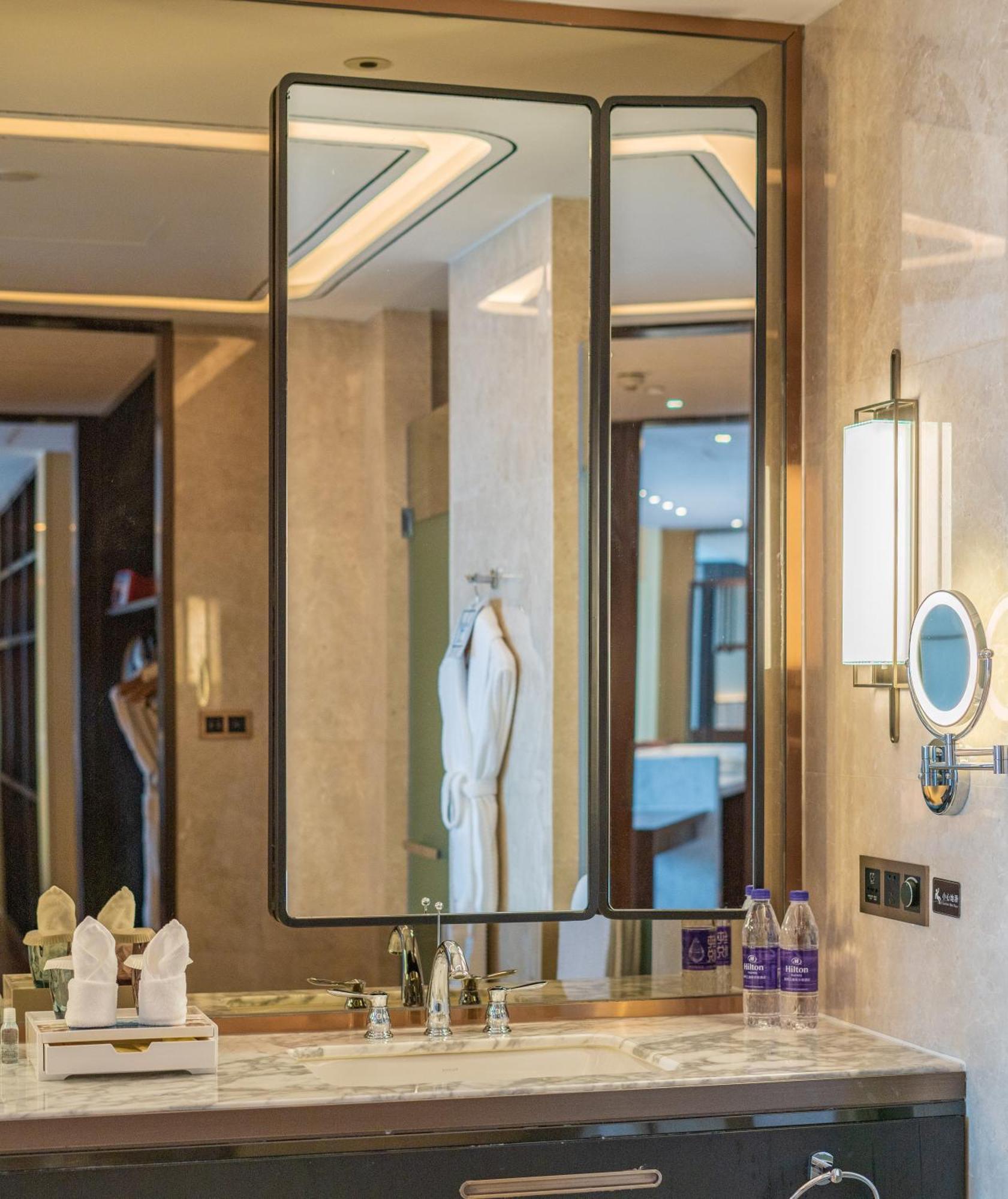 Hilton Fuzhou Hotel Fuzhou  Bagian luar foto